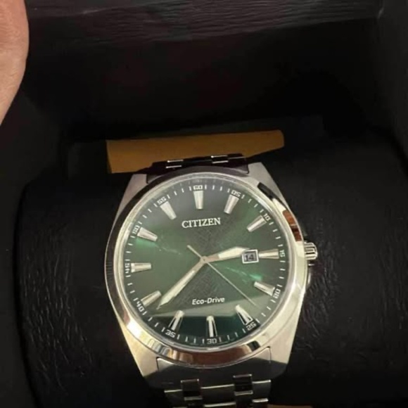 Citizen Peyten Eco-Drive BM7530-50X – Green Dial - Picture 1 of 3